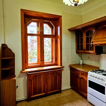 Тараса Шевченка просп., 14