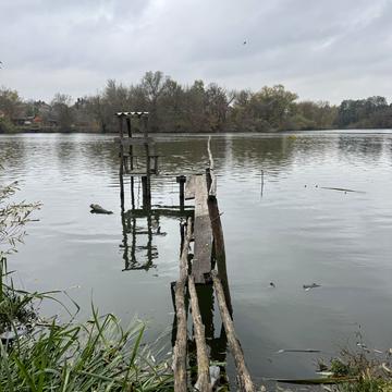 Зарічна вул.