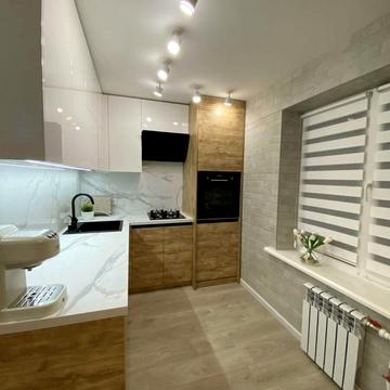 Продам 3х комнатную квартиру с качественным ремонтом на Песках по ул. Автозаводская