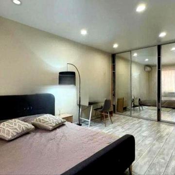 Затишна 1-кімнатна квартира з сучасним ремонтом вул. Лариси Руденко 21