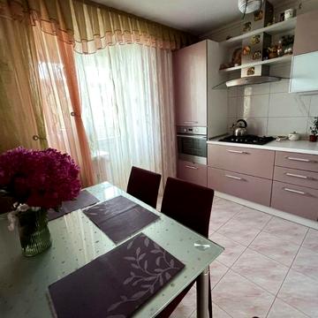 Продаж 2-кімн в НОВОБУДОВІ, 4/10 поверх, з ремонтом, меблі і техніка