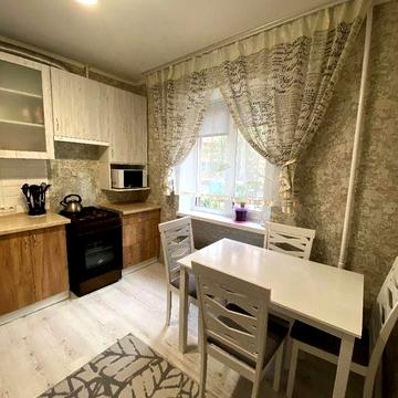 Продаж трьохкімнатної квартири, ремонт, меблі, техніка