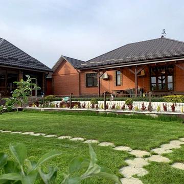 Оренда будинку з безперебойним живленням