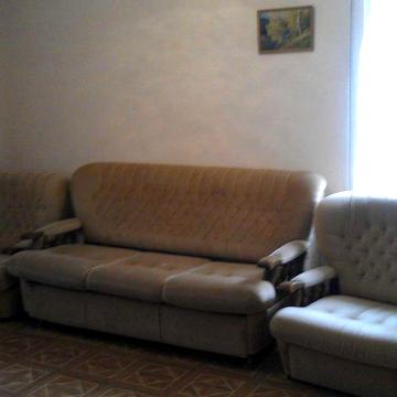 продам 2 комн квартиру