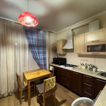 Здам 1 кімн. Квартиру в Обухові, м-р Сосновий !