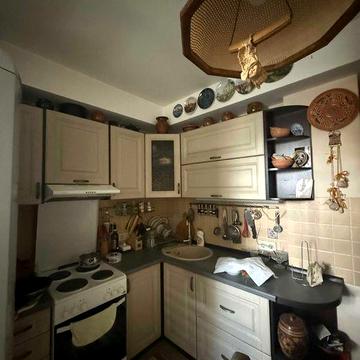 Продаж Двокімнатна квартира з ремонтом Бажана 9Д Метро Вирлиця