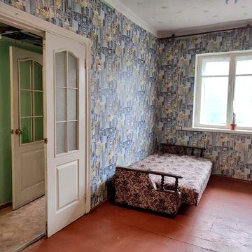 Здаеться  проста 1 квартира, вул. Довженка, частково меблі