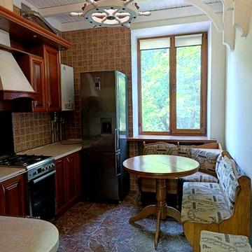 СДАМ  3-ком.  ул. Леонтовича/ М. Арнаутская  с газовым  котлом !