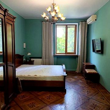 СДАМ  3-ком.  ул. Леонтовича/ М. Арнаутская  с газовым  котлом !