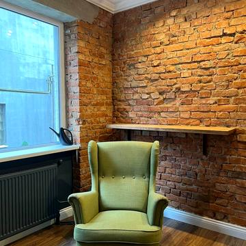 Міклоша Берчені вул., 17