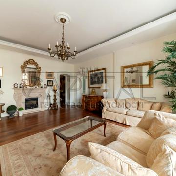 Січових Стрільців вул. (Артема), 10