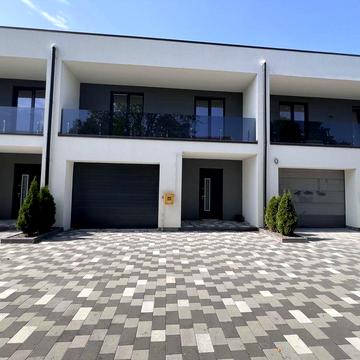 Продаж 3-кім. будинку 124 м.кв., в. Селищна