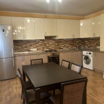 Оренда Таунхауса с Святопетрівське