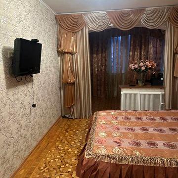 Продам 3- х комнатную квартиру Добровольского/Бочарова