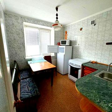 Сдается 2 комн кв-ра 93 Бригады Хортицкий. Военные+