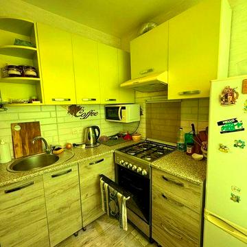 Сдам до лета 2 комнатную в самом центре на проспекте Мира