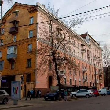 Продам 2-комнатную сталинку. Харьковская. проспект Яворницкого.
