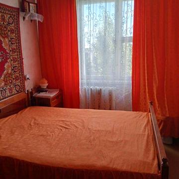 Трьохкімнатна квартира в центрі.  З 01.11