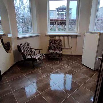 Оренда затишного будинку довгостроково( з літом)