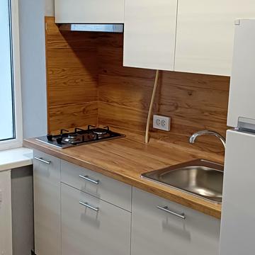 Зелена вул., 1