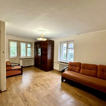 Перемиська вул., 11