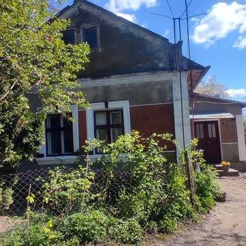 Продаж житлового будинку