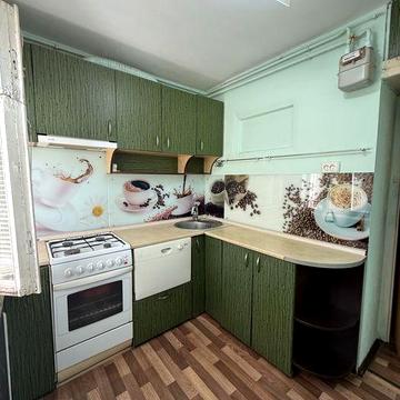 Продаж 3-кімнатна київка вул. Політаєва