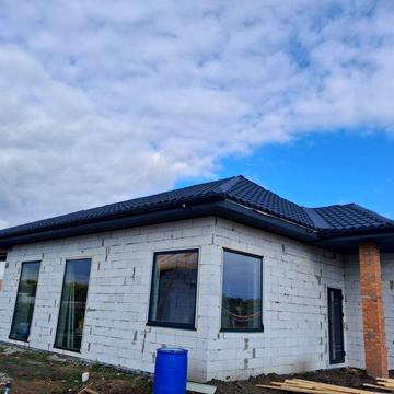 Продаж нового будинку в місті!