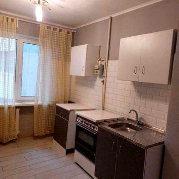 продам 3 комн "чешка" Высоцкого  42 999 у.е