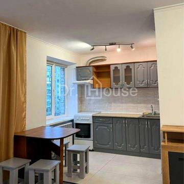 Оренда 1-кімнатної квартири після косметичного ремонту вул.Тичини, 18