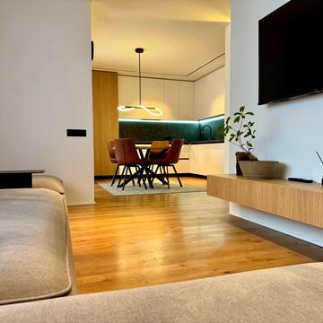 Студентська вул., 34а