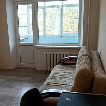 Героїв Крут вул. (Валентини Терешкової), 43