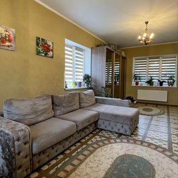 Продам двоповерховий будинок