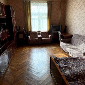 Гетьмана Павла Полуботка вул. (Попудренка), 18-А