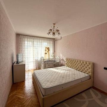 Оренда 3-кім. квартири в житловому стані біля парку «Жовтневий»