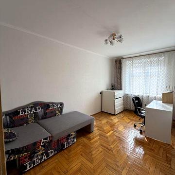 Оренда 3-кім. квартири в житловому стані біля парку «Жовтневий»