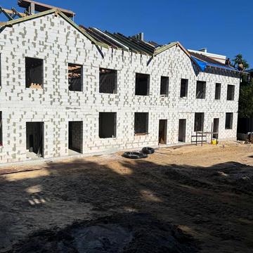 Академіка Ромоданова вул. (Льва Толстого)