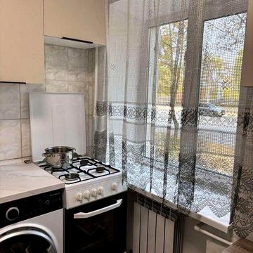 Сдам 1я на Днепрострое 1/4 с ремонтом