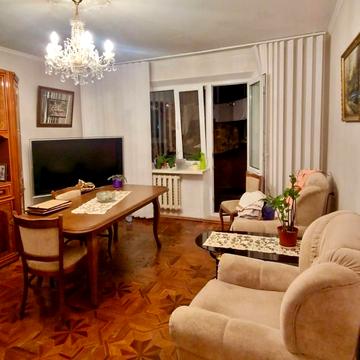 Євгена Чикаленка вул., 56/2