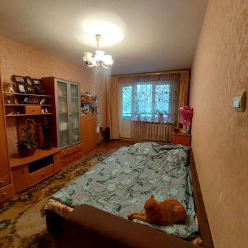 Небесної Сотні просп. (Маршала Жукова), 11