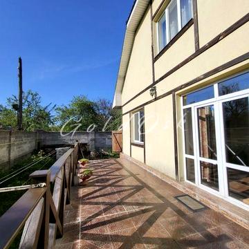 Здам Будинок з виходом на Озеро. Поруч Дніпро.Газ.Генератор.