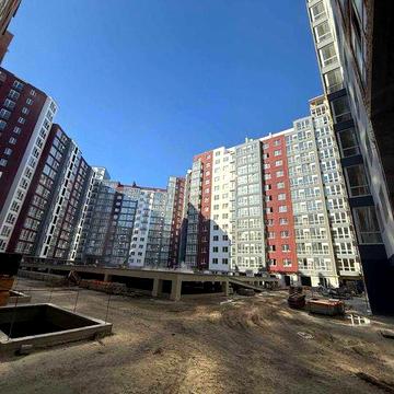 1кім Квартира в Центрі Міста