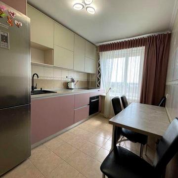 Здається 2к.квартира по вул. Дружби народів