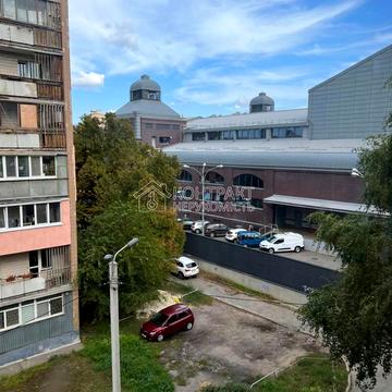 Культури вул., 10