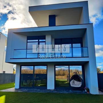 Садова вул.