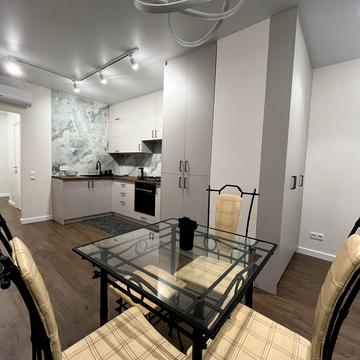 Івана Франка вул., 61