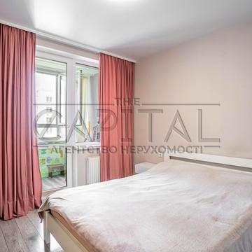 Сергія Данченка вул., 32-Б