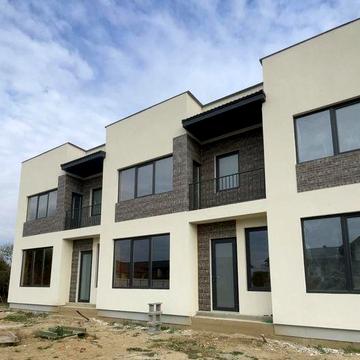 Продається сучасний таунхаус у місті Ужгород!