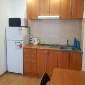 Олександра Поля просп. (Кірова), 27-Д