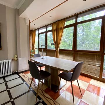 Лаврська вул. (Січневого Повстання), 4-В